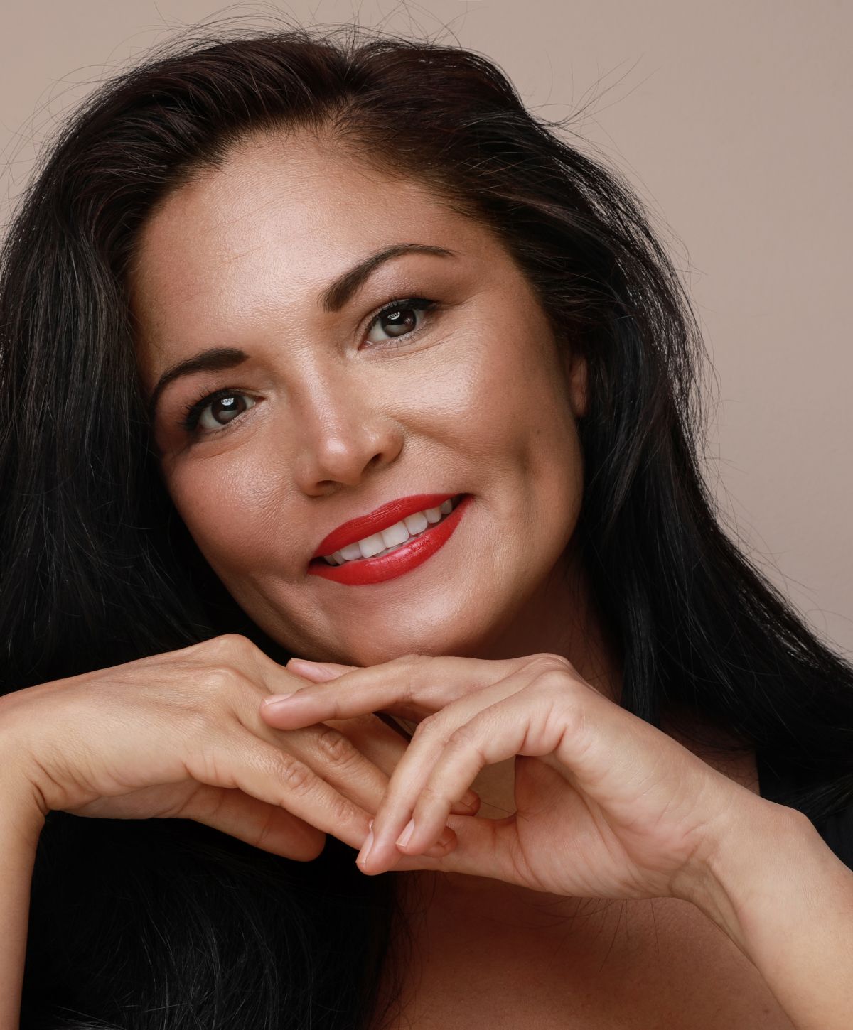 Franklin Collagen Induction Therapy model with black hair